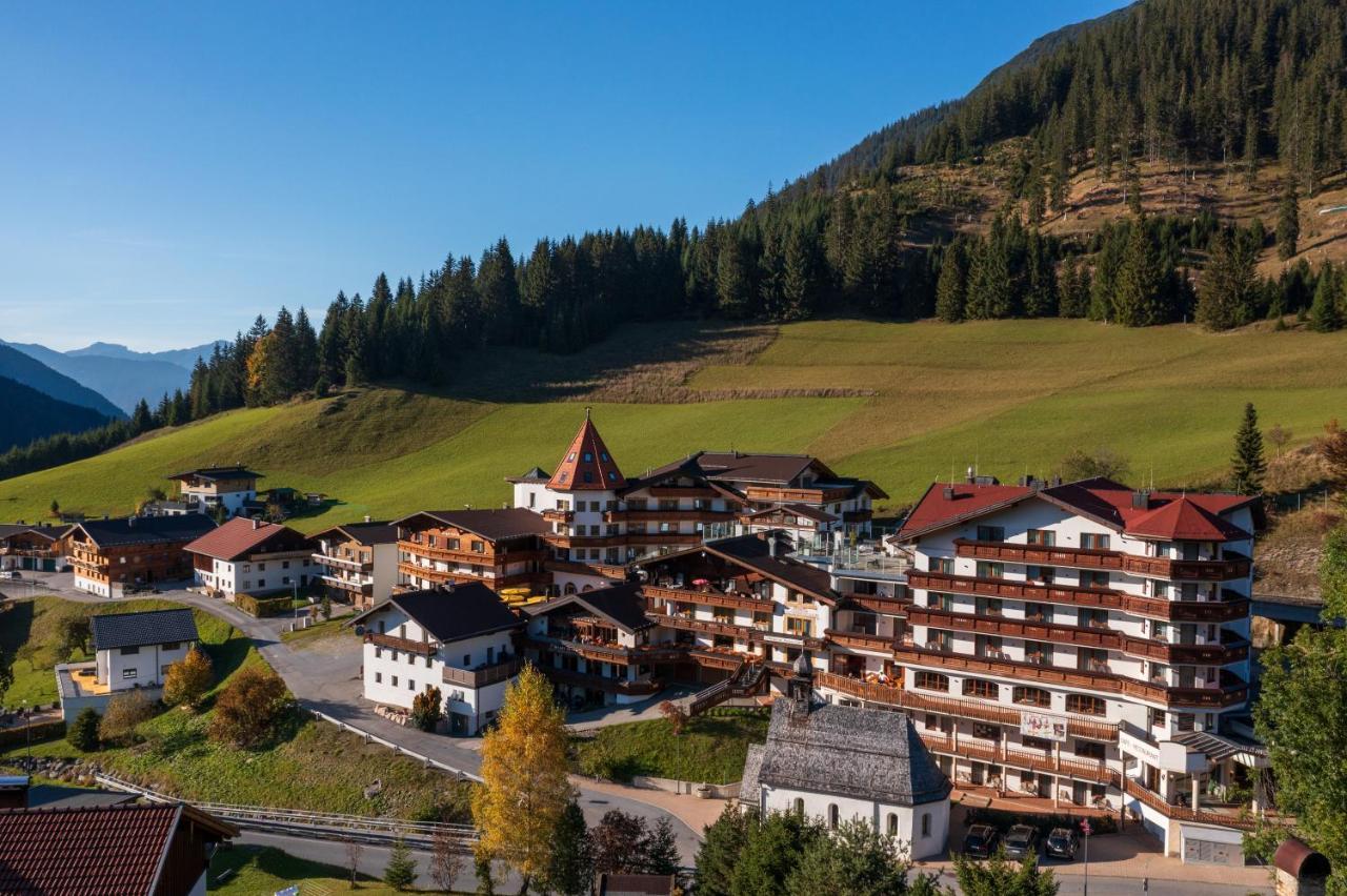 Hotel Thaneller Stadl Braeu Berwang Kültér fotó